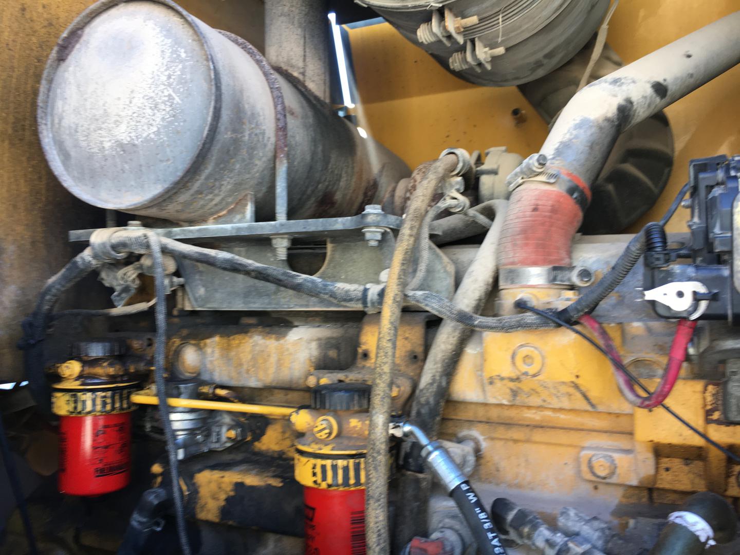 ./imagenes/INVOICE/2019/17010/CARGADOR FRONTAL JOHN DEERE 544J (14).JPG